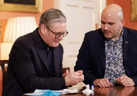 Keir Starmer, primul premier al unei țări G7 care s-a testat în public pentru HIV : „Să încurajăm și alți lideri să facă același lucru”
