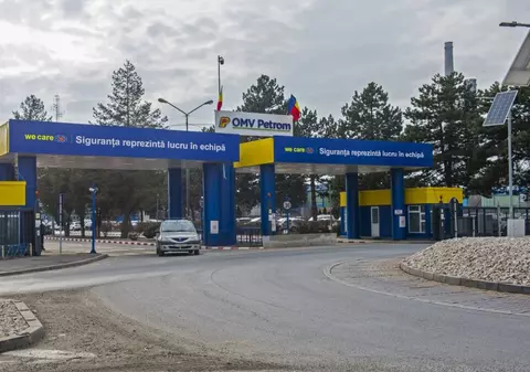 Vânzările scad, profitul crește: magia OMV Petrom în România