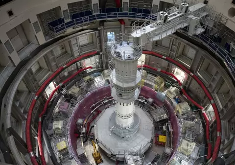 Un reactor de fuziune a funcționat timp de 22 de minute, un record. „Sfântul Graal” al energiei