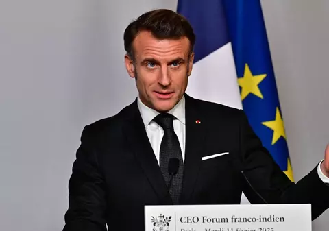 România nu a fost invitată deocamdată la summitul liderilor europeni de la Paris convocat de Macron, dar mai așteaptă un semn - Surse