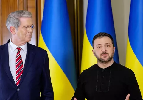 Volodimir Zelenski a refuzat să semneze un document privind pământurile rare care prevedea și desfășurarea de soldați americani în Ucraina