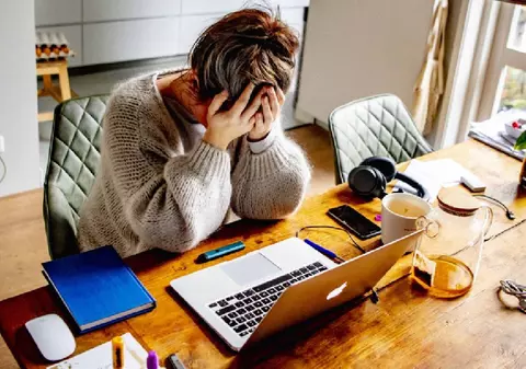 O firmă de IT din Cluj trebuie să plătească despăgubiri de mii de euro pentru burnout. „Nu-i mai stoarceți pe angajați de energie ca pe niște lămâi”
