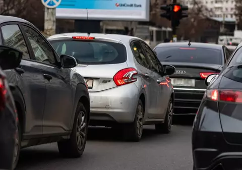 Ce este regula fermoarului, care ajută la fluidizarea traficului. Titi Aur: „Nu este predată la școala de șoferi”