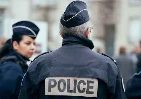 Un polițist francez și-a amintit fața unui român pe care îl văzuse într-o poză trimisă de colegii lui nemți și l-a băgat direct în închisoare