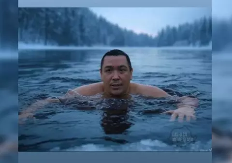 Imaginile care dispar în 24 de ore de pe contul de Instagram al lui Victor Ponta, postate după ce a anunțat că e foarte hotărât să „intre în luptă”