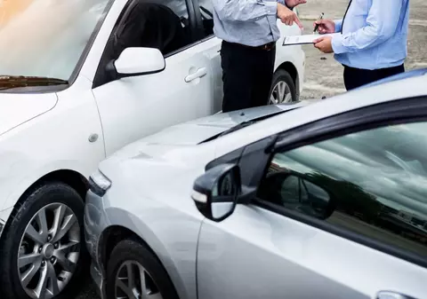 Cum completezi corect o constatare amiabilă în 2025: ghid complet