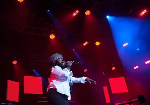 Angie Stone a murit în accident de mașină. Artista se întorcea de la un concert