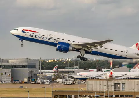 Cum a fost închis Heathrow de un simplu incendiu și cât de vulnerabil este cel mai mare hub din Europa: „Un aeroport de talie mondială, dar fără un plan B”