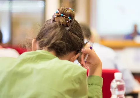 Baremul de corectare la simulare Bacalaureat istorie 2025