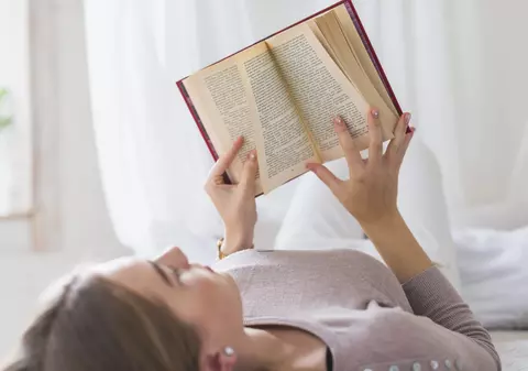 Cinci idei de cărți pe care să le faci cadou de 8 martie - Ziua Femeii