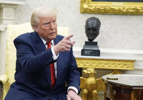 Lista completă cu țările cărora Donald Trump vrea să le taie vizele. Rusia e printre ele