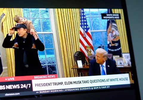 Elon Musk a devenit a 14-a oară tată și a ales un nume straniu pentru copil. Are încă un fiu, cu directoare uneia dintre firmele sale