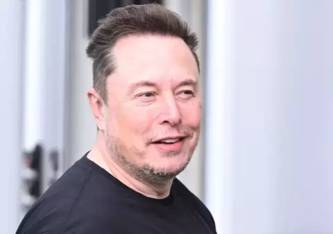 Elon Musk, o nouă dezinformare despre România pe X: „ONG-urile încearcă să distrugă democrația!”