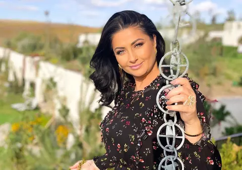 Imagini cu Gabriela Cristea pe patul de spital. Vedeta a ajuns la camera de gardă, după ce i s-a făcut rău