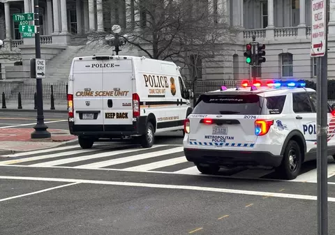 Un bărbat înarmat a fost împușcat lângă Casa Albă, la Washington, de agenți ai Secret Service