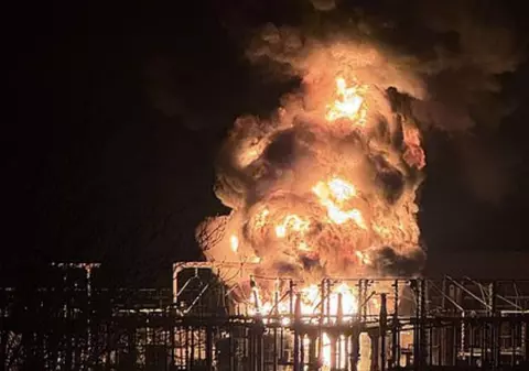 Un incendiu puternic a paralizat Aeroportul Heathrow din Londra, unul dintre cele mai aglomerate din Europa. Mii de zboruri au fost anulate | VIDEO