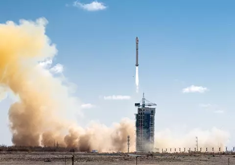 China testează „lupte cu sateliți militari”. General american: „Cel mai complex și provocator mediu strategic pe care l-am văzut”