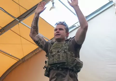 Tatuajul în arabă al secretarului american al apărării stârnește controverse: „simbol clar al islamofobiei”