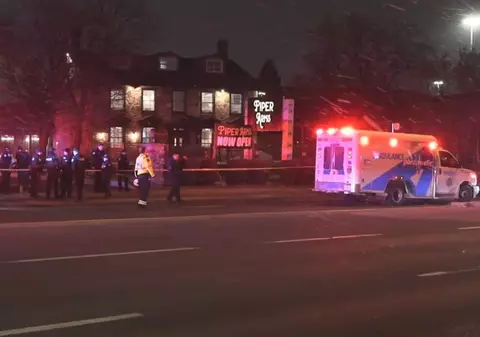 Atac armat în Canada. Un bărbat a deschis focul într-un bar din Toronto, sunt cel puțin 12 victime