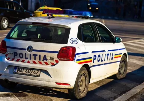 Polițistul cu trei case și două mașini, care s-a făcut de râs într-un magazin din Slatina, a luat o decizie radicală