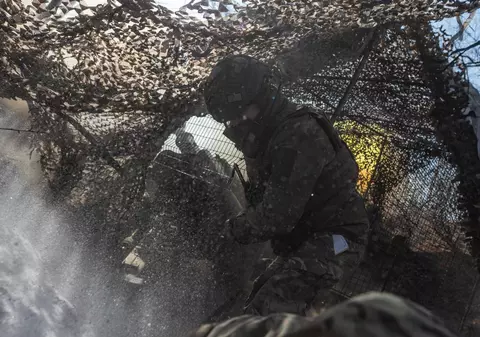 Propaganda rusă susține că un soldat ucrainean capturat a dezvăluit ordinul de luptă fără arme: „Păstrați poziția cu mâinile goale”