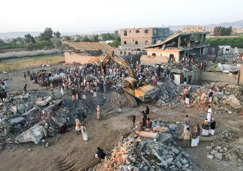 Statele Unite continuă atacurile aeriene împotriva rebelilor din Yemen și amenință că vor lua la țintă și obiective iraniene. Reacția Teheranului