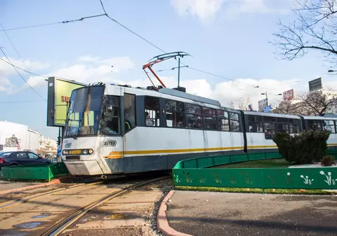 ANPC controlează acum transportul public din București. A oprit 23 de tramvaie și le-a scos de pe traseu. Ce nereguli a găsit