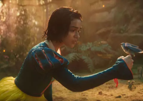 Eșecul noului film „Albă ca Zăpada” determină Disney să renunțe la planurile pentru realizarea unui live-action „Rapunzel”