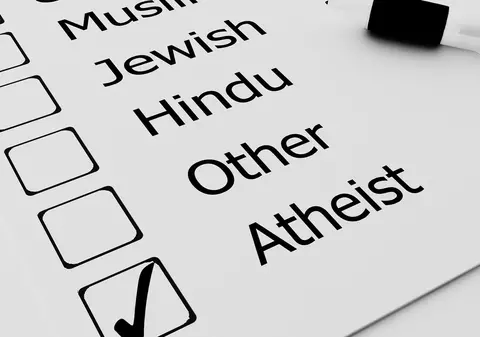 Ateii sunt acum cel mai mare grup din Germania, pentru prima dată în istorie