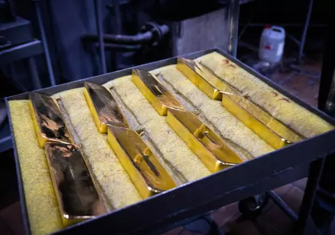 Aurul salvează Rusia de la colaps. Amortizorul financiar al lui Vladimir Putin