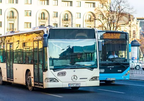 Traseele STB prin Piaţa Unirii vor fi modificate începând de sâmbătă, 21 iunie. Pe unde vor circula mijloacele de transport în comun