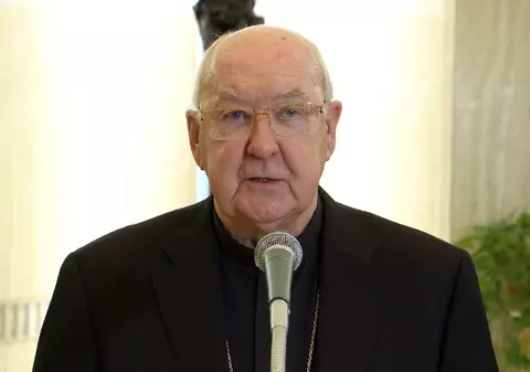 Cine este cardinalul Farrell, omul-cheie al Bisericii Catolice după moartea Papei Francisc