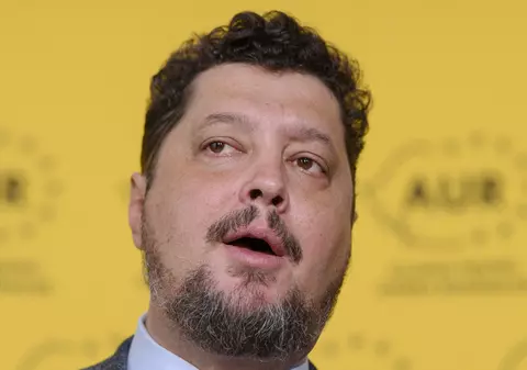 Claudiu Târziu, despre eșecul AUR: „Simion părea subordonat lui Călin Georgescu. Suveranismul n-a devenit tendință culturală”