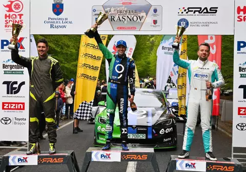 Primul pilot român care câștigă la viteză în coastă cu o mașină electrică: Dominic Marcu intră în istorie