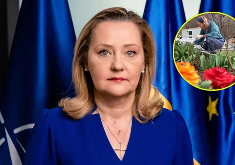 Imagini cu Elena Lasconi în grădina casei sale din Câmpulung Muscel. A dat cu sapa, a greblat, iar apoi a plantat flori de primăvară