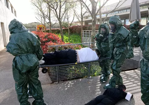 Europa își pregătește cetățenii pentru război: ghiduri de supraviețuire, strângerea de provizii și exerciții de evacuare în masă