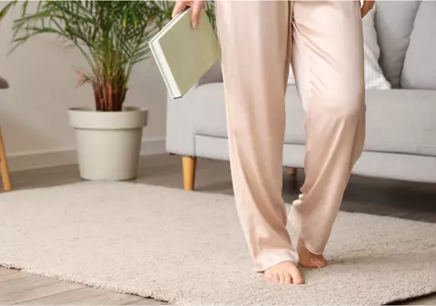 Ce se întâmplă cu corpul tău când stai mai mult în picioare: efecte surprinzătoare asupra sănătății