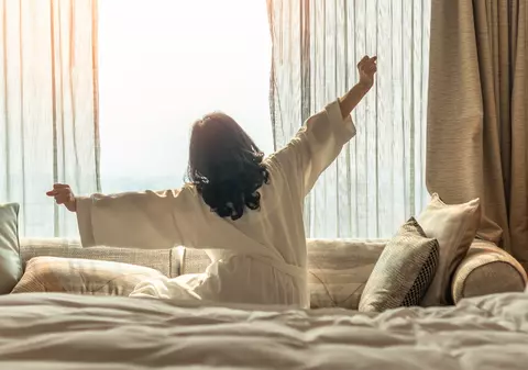 Obiceiul simplu de dimineață care poate aduce beneficii pentru starea de spirit și sănătate