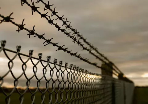 O țară europeană intenționează să trimită deținuți în Kosovo din cauza suprapopulării penitenciarelor: „Ne inspirăm din modelul Danemarcei” 