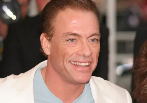Jean-Claude Van Damme se alătură corului lăudătorilor lui Putin: „Un mare sărut” și o propunere de a deveni „ambasador al păcii”