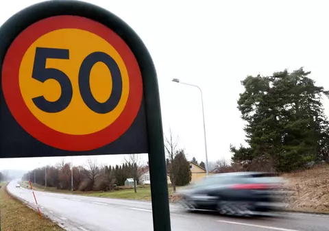 Metoda prin care Suedia pedepsește șoferii vitezomani fără radar și impune respectarea vitezei