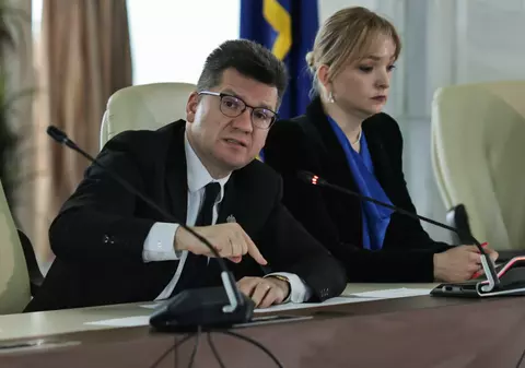 USR cere demiterea lui Mihail Neamțu de la Comisia de Cultură din Parlament. Scandal înaintea deciziei finale