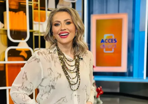 Cum arată Mirela Vaida fără extensii. Prezentatoarea a apărut cu părul natural, care e scurt și creț: „Am ieșit și nemachiată”