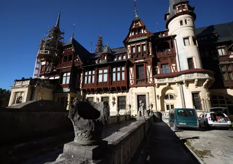 O publicație americană laudă Sinaia: „Un oraș colorat și fermecător, fără vampiri”