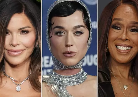 Cum arată costumele spațiale pentru femei create de Blue Origin, care vor fi purtate de Katy Perry și logodnica lui Jeff Bezos | VIDEO