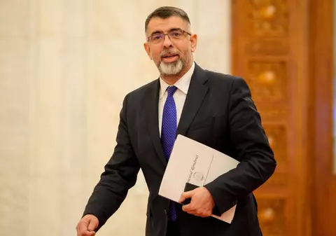 Cum a modificat senatorul Robert Cazanciuc legea drogurilor la volan: s-a „pastilat”cu Nurofen