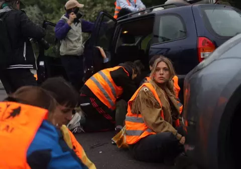 277 de șoferi au fost amendați pentru că au mers prea încet în aceeași zi și în același loc, pe o autostradă din Austria