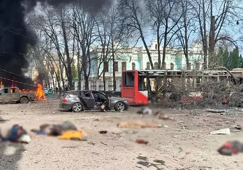 Rusia dă vina pe Ucraina, după ce a ucis 34 de oameni, civili, în Sumî: „Regimul de la Kiev folosește populația ucraineană ca scut uman”