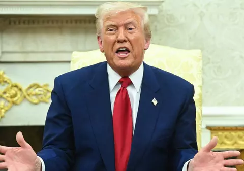 Donald Trump crede că „a fost salvat de Dumnezeu” pentru a face „America măreață din nou”