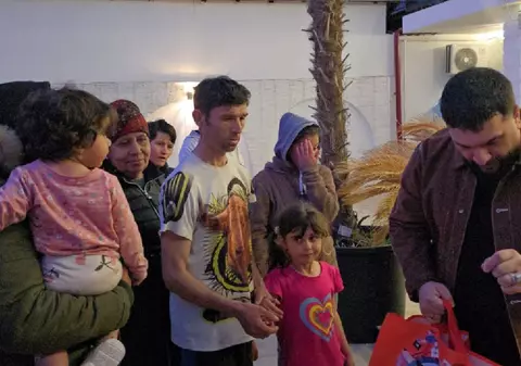 Gestul plin de mărinimie făcut de manelistul Tzancă Uraganu în noaptea de Înviere: „Nu înălța gardul, lungește masa”